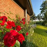Feriendomizil Rosenhuus - Hochwertiger Nordseeurlaub Mit Sauna Und Kamin Im Idyllischen بيت للعطل
